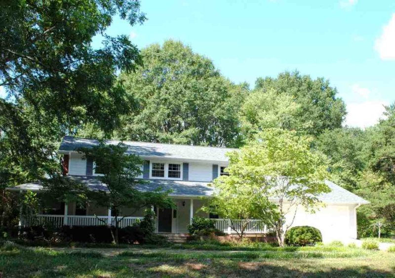 315 Princess Grace Avenue