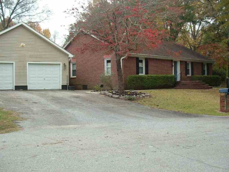 Property image 2 at 112 Lucille Avenue, Easley, SC 29640