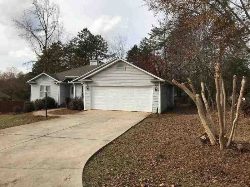 Property image 2 at 15056 Beacon Ridge Drive, Seneca, SC 29678