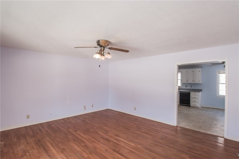 Property image 4 at 125 Martin Court, Williamston, SC 29697