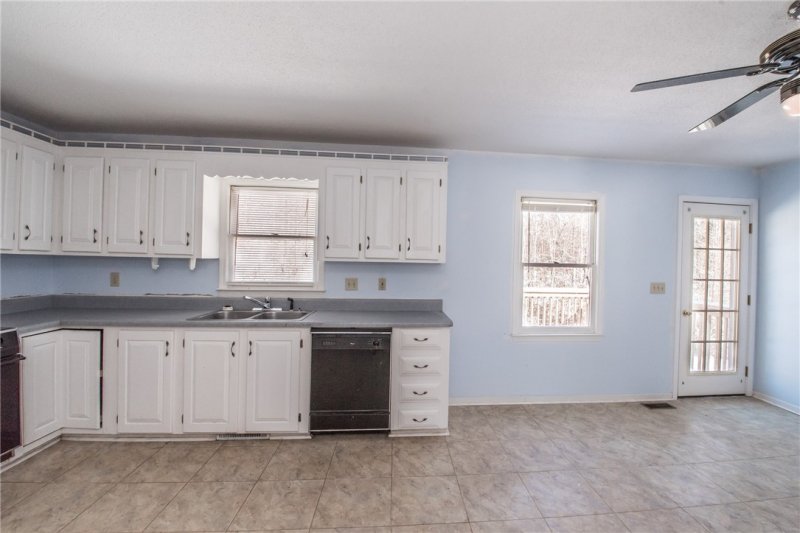 Property image 5 at 125 Martin Court, Williamston, SC 29697