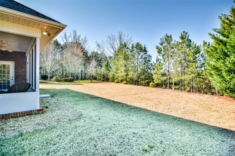 Property image 3 at 151 Camelot Drive, Seneca, SC 29672