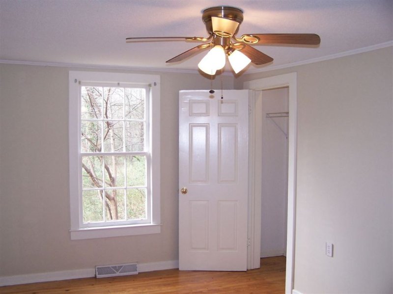 Property image 4 at 126 James Circle, Central, SC 29630