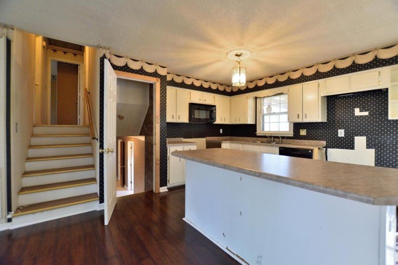 Property image 5 at 100 Shady Lane, Seneca, SC 29678