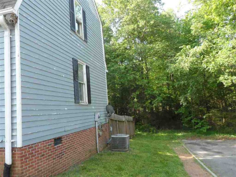 Property image 2 at 127 Franklin Drive, Central, SC 29630