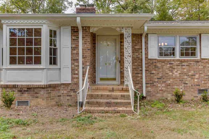 Property image 3 at 412 Rockmont Road, Greenville, SC 29615