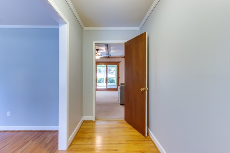 Property image 4 at 412 Rockmont Road, Greenville, SC 29615