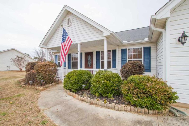 Property image 3 at 114 Kensett Drive, Williamston, SC 29697