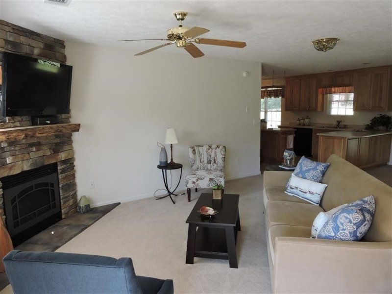 Property image 3 at 280 Cherokee Drive, Fair Play, SC 29643-2309