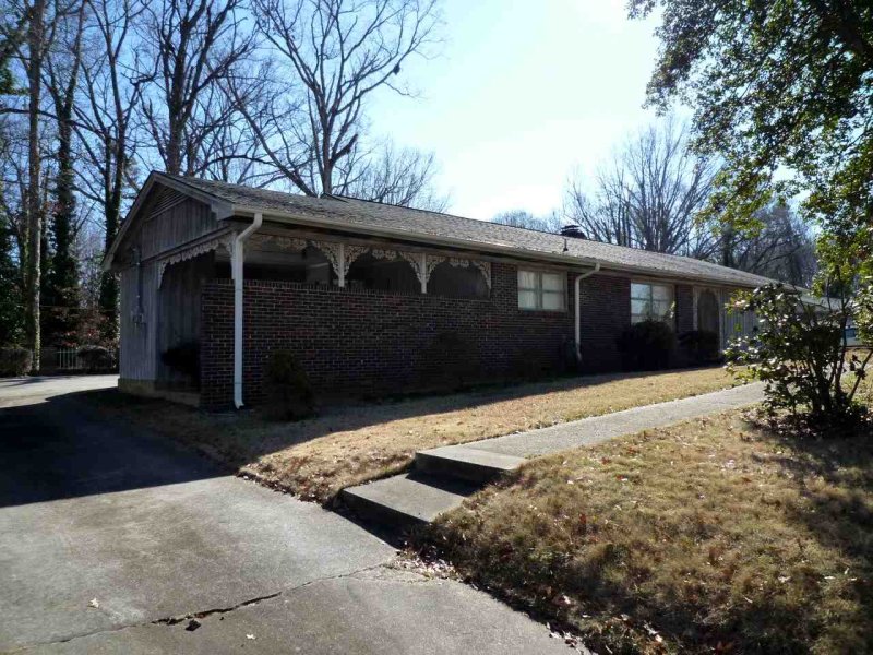 Property image 3 at 136 Tanglewood Drive, Anderson, SC 29621