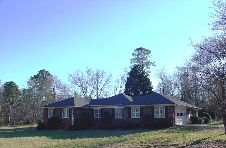 1105 Pine Knoll Road