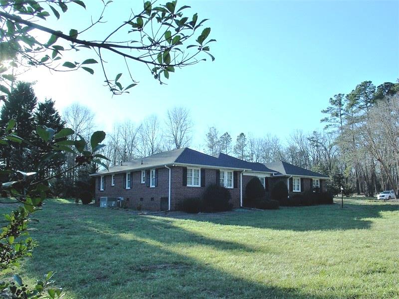 Property image 2 at 1105 Pine Knoll Road, Pendleton, SC 29670