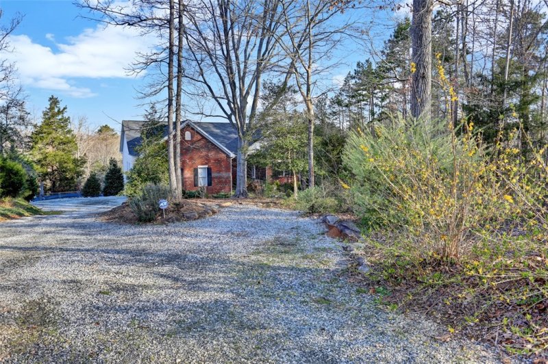 Property image 4 at 49 Prince Williams Court, Simpsonville, SC 29681