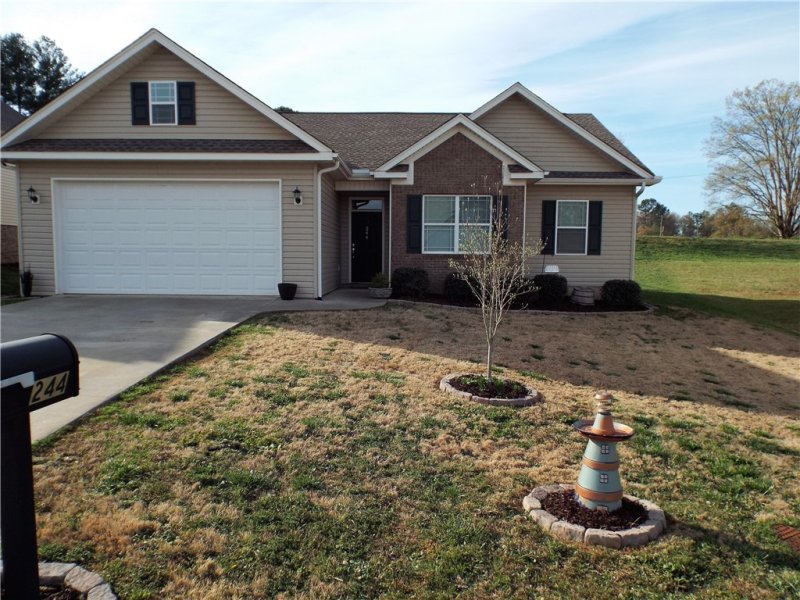 Property image 3 at , Seneca, SC 29678