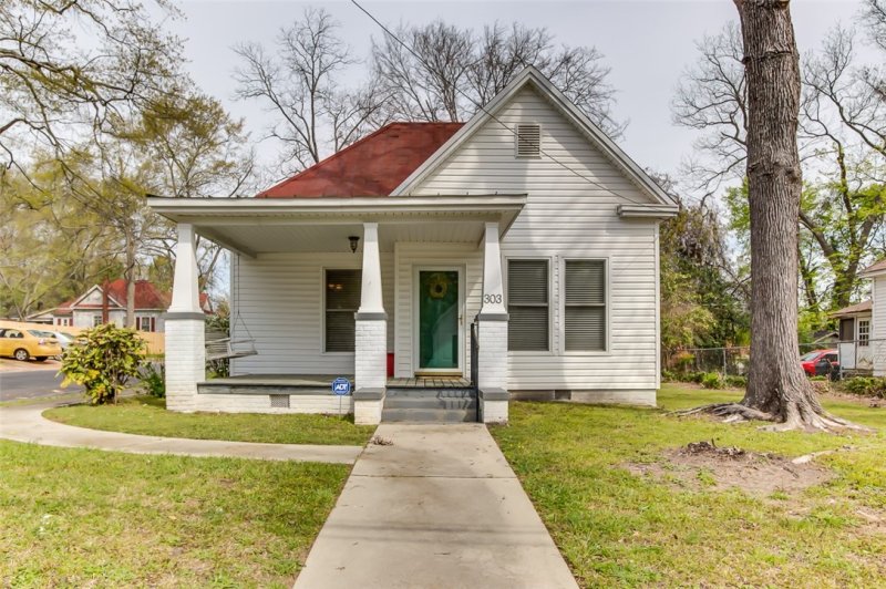 303 E Franklin Street