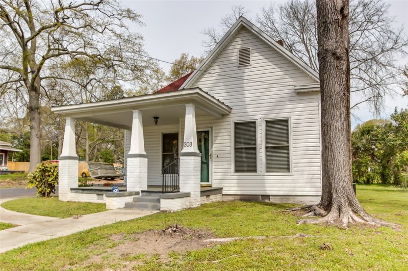 Property image 2 at 303 E Franklin Street, Anderson, SC 29624