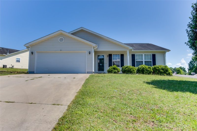 Property image 2 at 211 Rio Way, Anderson, SC 29625