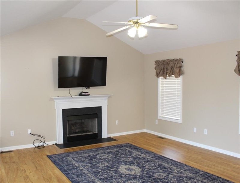 Property image 4 at 112 McClain Lake Drive, Anderson, SC 29625