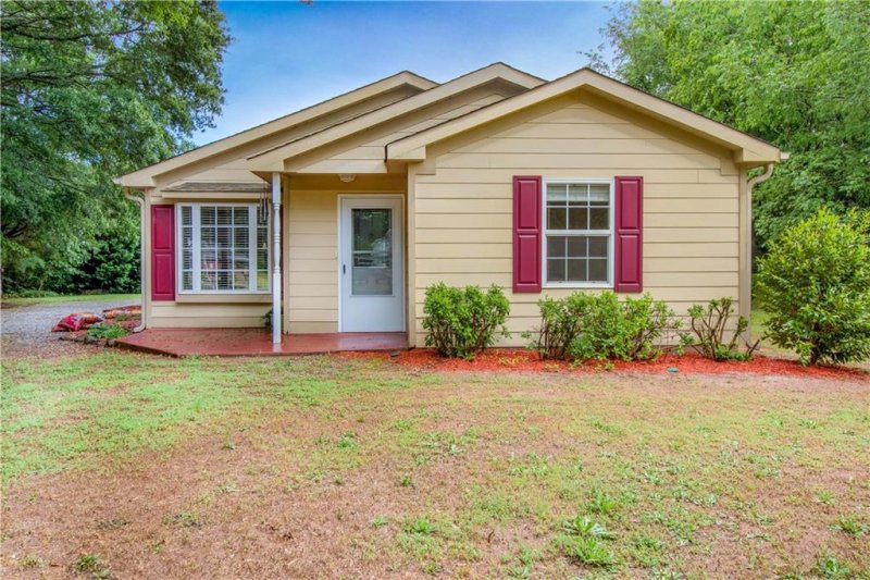 Property image 4 at 46 Cherokee Court, Lavonia, GA 30553