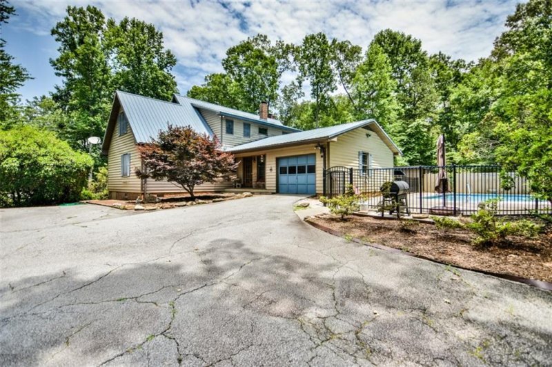 Property image 5 at 125 Kyle Drive, Walhalla, SC 29691