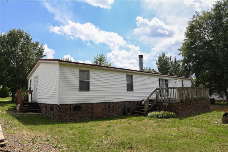 Property image 3 at 108 Old Field Circle, Williamston, SC 29697