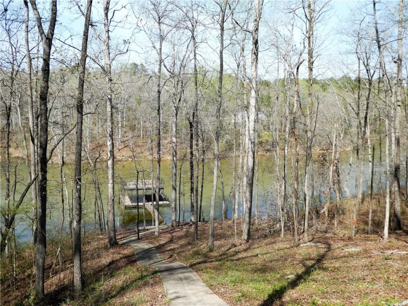 Property image 4 at 110 Deerfield Lane, Seneca, SC 29678