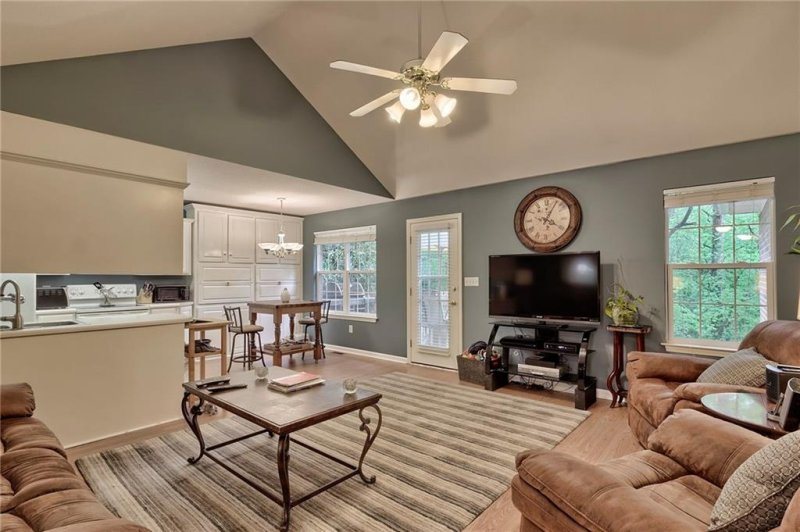 Property image 4 at 111 Woodbridge Court, Anderson, SC 29621