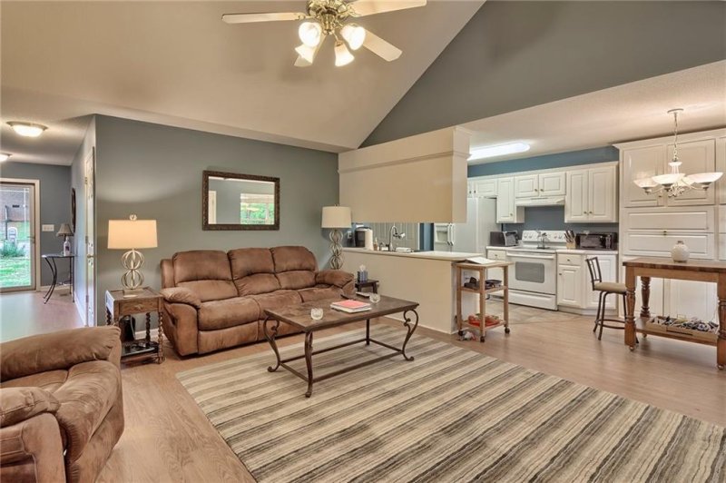 Property image 5 at 111 Woodbridge Court, Anderson, SC 29621