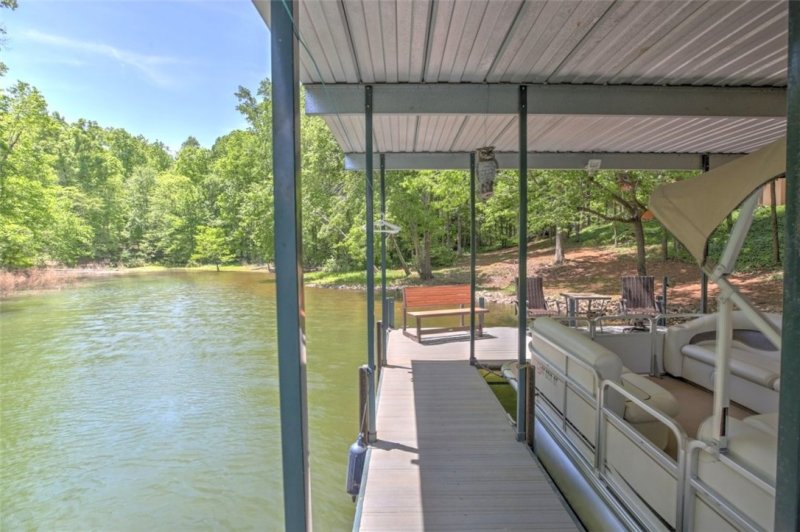 Property image 2 at 208 Brooks Drive, Townville, SC 29689