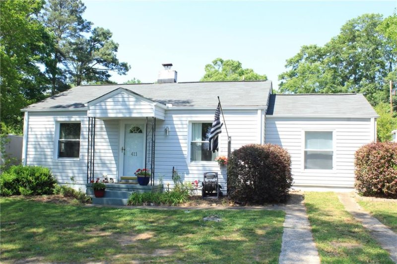 Property image 3 at 411 Wellford Drive, Pendleton, SC 29670