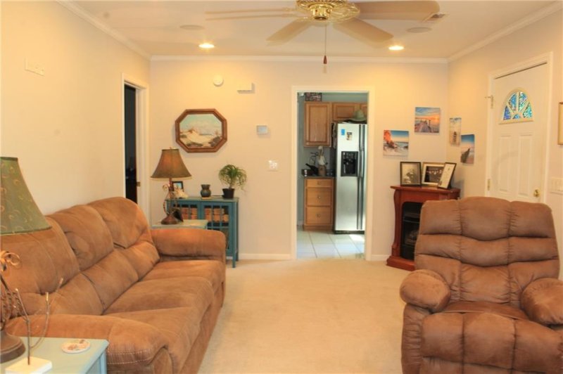 Property image 4 at 411 Wellford Drive, Pendleton, SC 29670