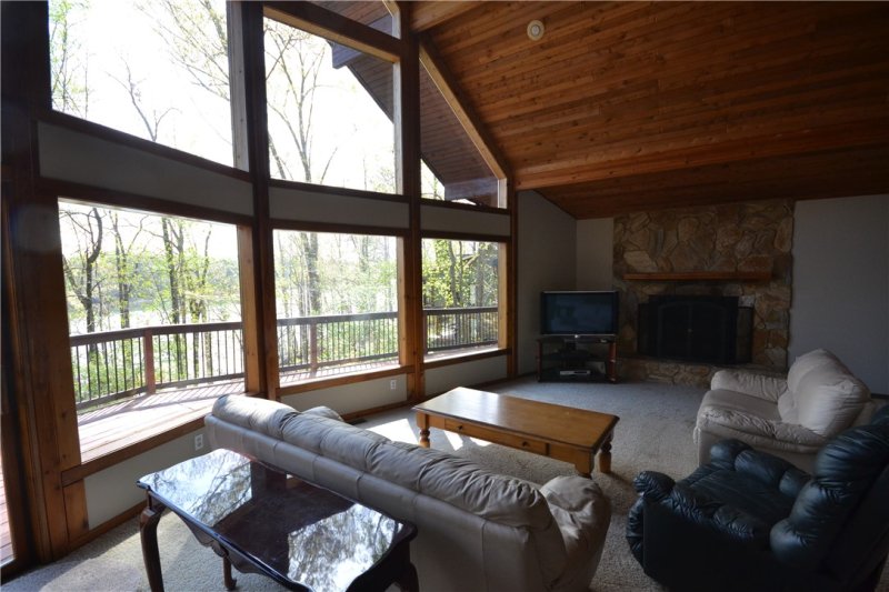 Property image 2 at 240 Parkview Drive, Fair Play, SC 29643