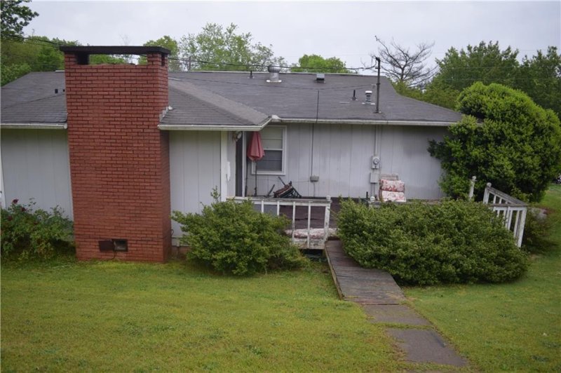 Property image 4 at 5025 Corinth Drive, Seneca, SC 29672