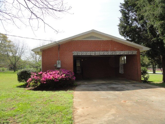 Property image 2 at 105 Rhoe Circle, Anderson, SC 29621