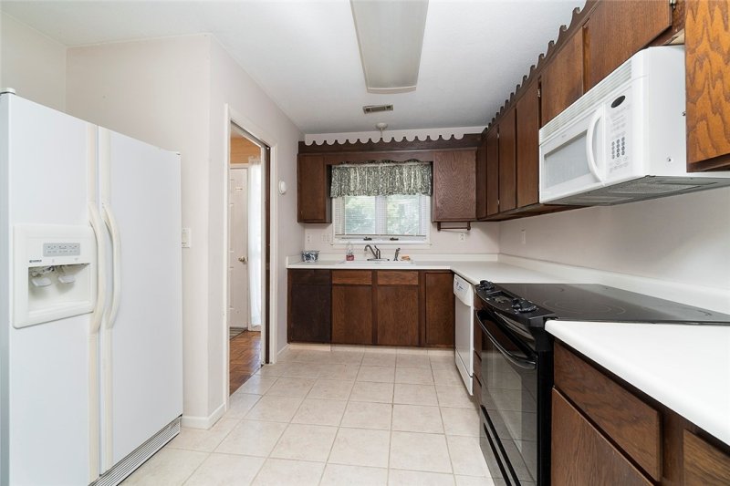 Property image 5 at 27 Harbor Gate Hwy 24 Highway, Anderson, SC 29625