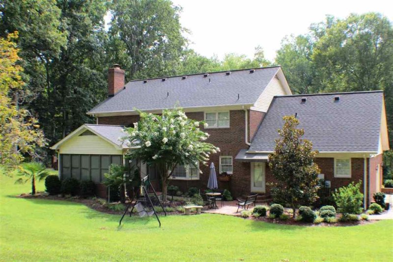 Property image 2 at 117 Laurel Lane, Belton, SC 29627