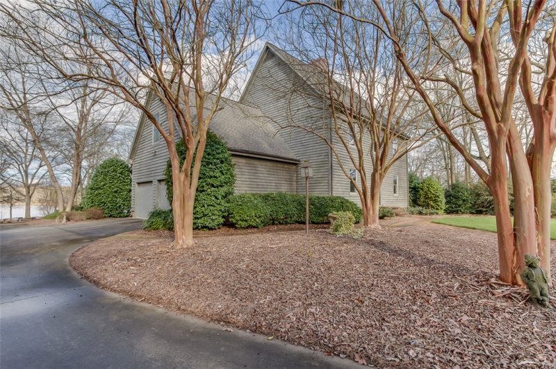 Property image 5 at 218 Waterfront Drive, Williamston, SC 29697