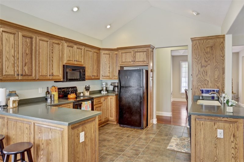 Property image 5 at 13001 Azalea Drive, Seneca, SC 29678