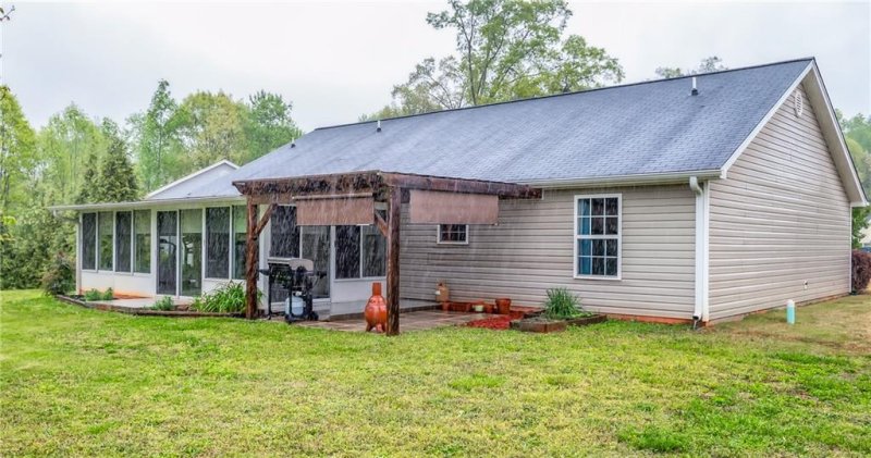 Property image 4 at 121 Templewood Court, Williamston, SC 29697