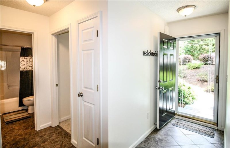 Property image 5 at 127 Sycamore Lane, Walhalla, SC 29691