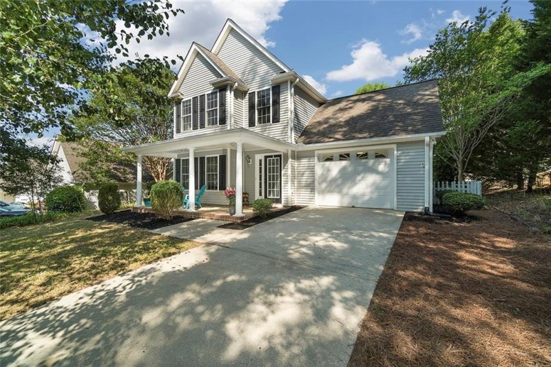 Property image 2 at 111 Grand Oak Circle, Pendleton, SC 29670