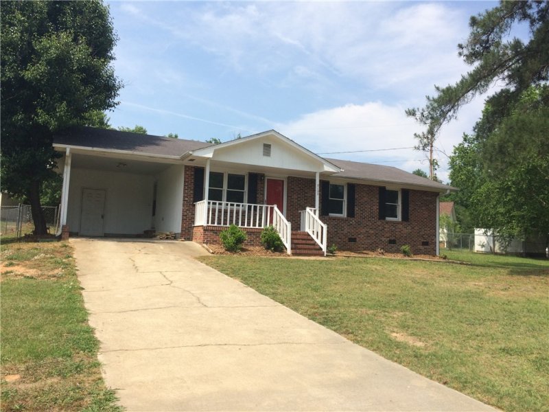 Property image 2 at 2102 Rolling Green Road, Anderson, SC 29621