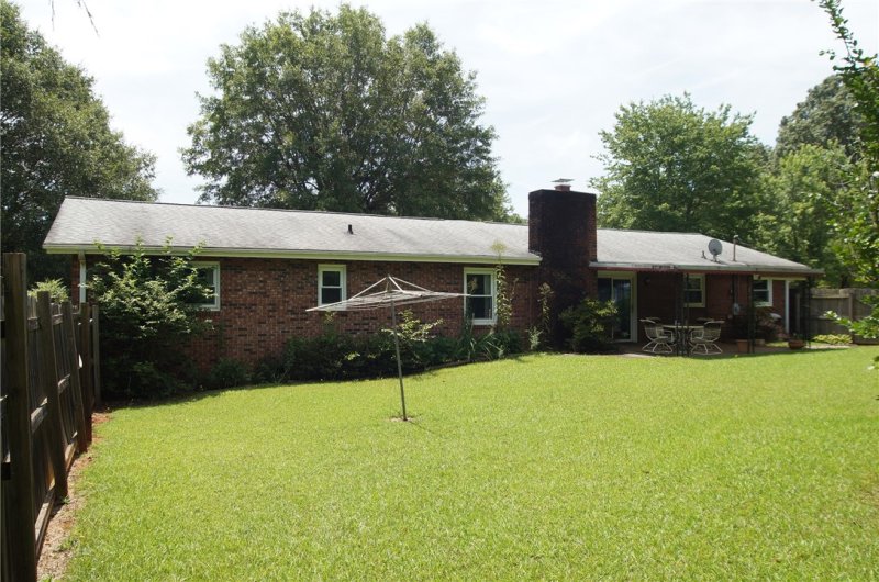 Property image 2 at 312 arrowood Circle, Seneca, SC 29672