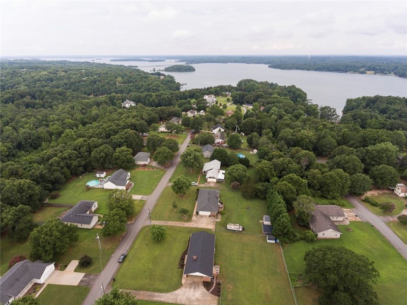 Property image 4 at 324 Pioneer Lane, Anderson, SC 29625