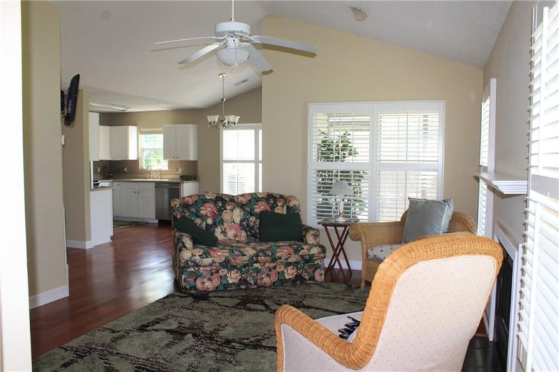 Property image 4 at 1102 Cobbs Glen Drive, Anderson, SC 29621