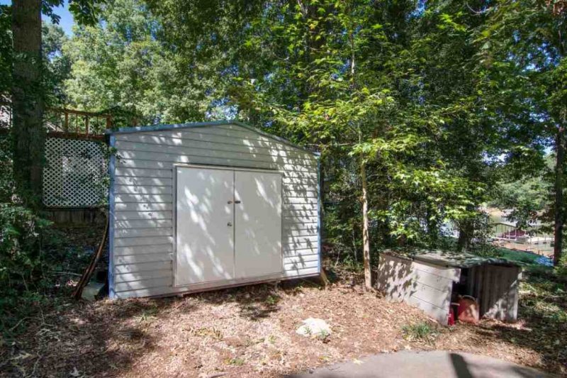 Property image 4 at 708 Dogwood Lane, Townville, SC 29689