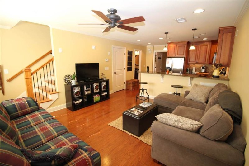 Property image 5 at 209 Calhoun, #303, Clemson, SC 29631