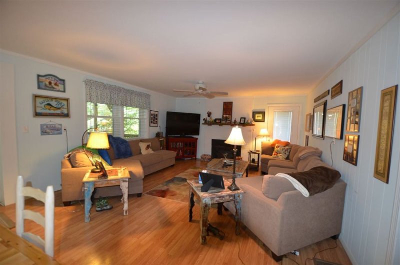 Property image 3 at 746 Alexander, Seneca, SC 29678