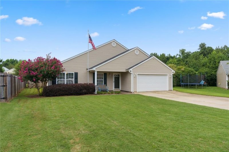 Property image 2 at 405 Cedar Creek Drive, Sunset, SC 29685-1516