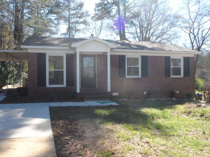 218 Thomas Heights Circle